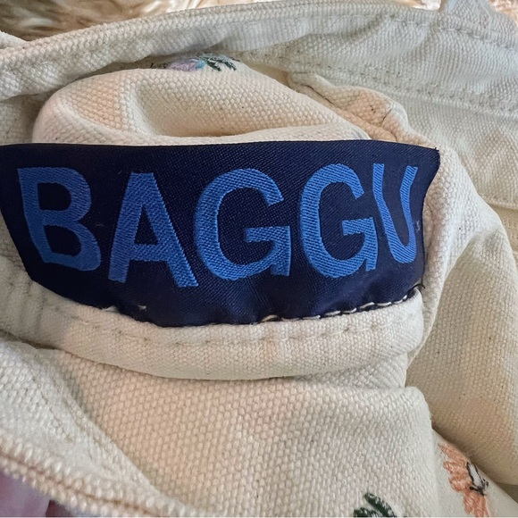 BAGGU Duck Bag Canvas Tote, Essential Everyday Tote, Spacious and Roomy - Picture 6 of 9